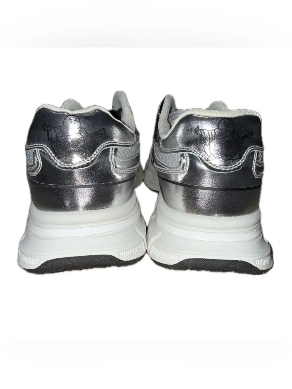TRUE RELIGION *NWT Metallic Silver Running Shoes Dad Sneakers Streetwear | Sz 10